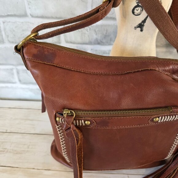 Lucky Brand Brown Leather Boho Slouchy Bag Crossbody Rustic Distressed - Picture 9 of 11